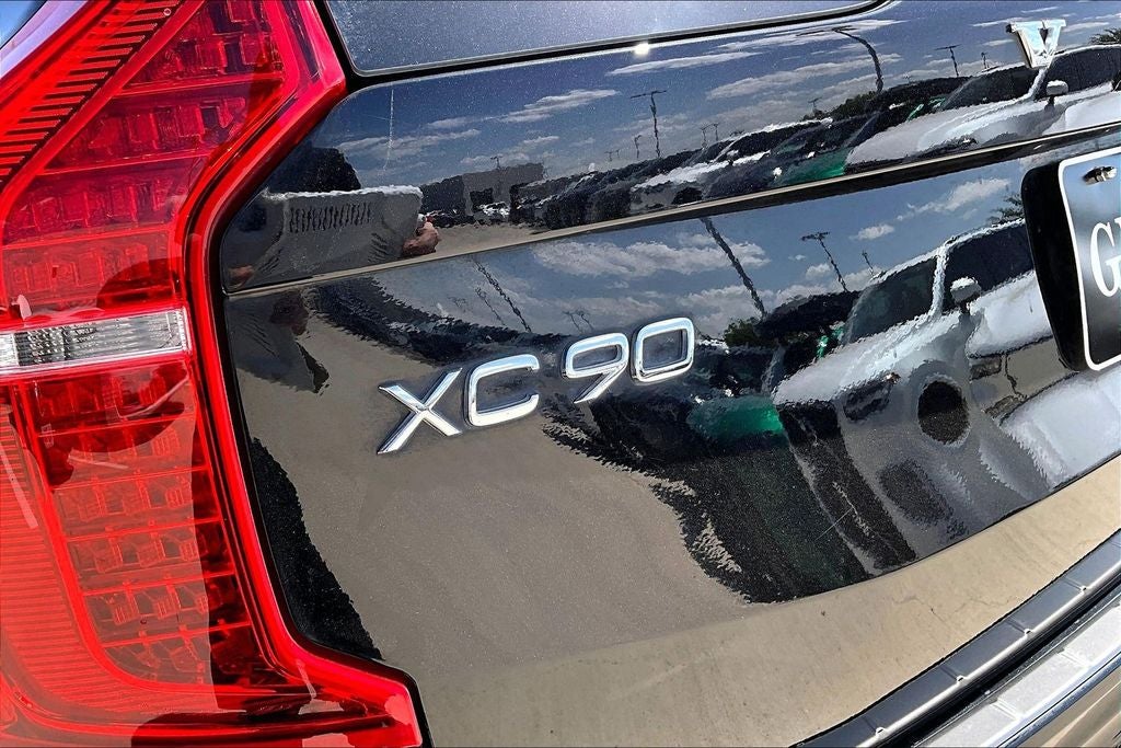 2021 Volvo XC90 T5 Momentum