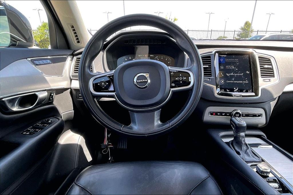 2021 Volvo XC90 T5 Momentum