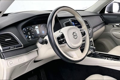 2020 Volvo XC90 T5 Momentum