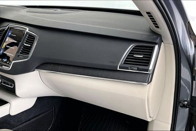 2020 Volvo XC90 T5 Momentum