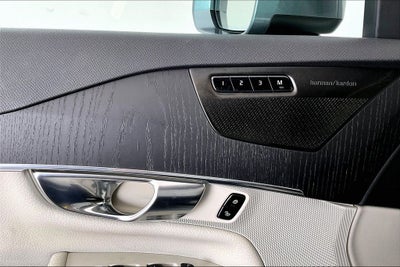 2020 Volvo XC90 T5 Momentum
