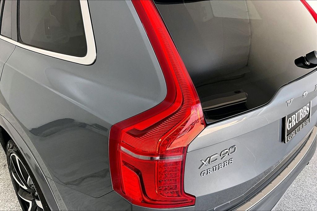 2020 Volvo XC90 T5 Momentum