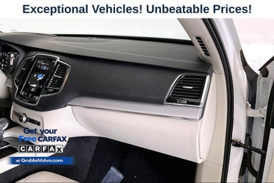 2021 Volvo XC90 T5 Momentum