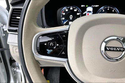 2021 Volvo XC90 T5 Momentum