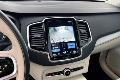 2021 Volvo XC90 T5 Momentum