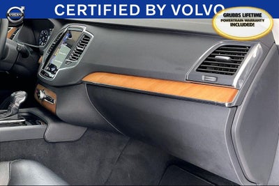2022 Volvo XC90 T5 Momentum