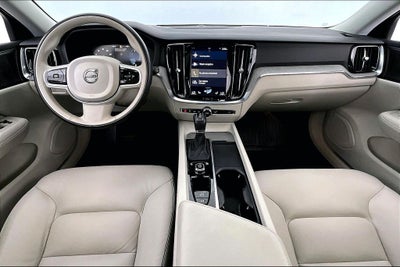 2022 Volvo V60 Cross Country T5
