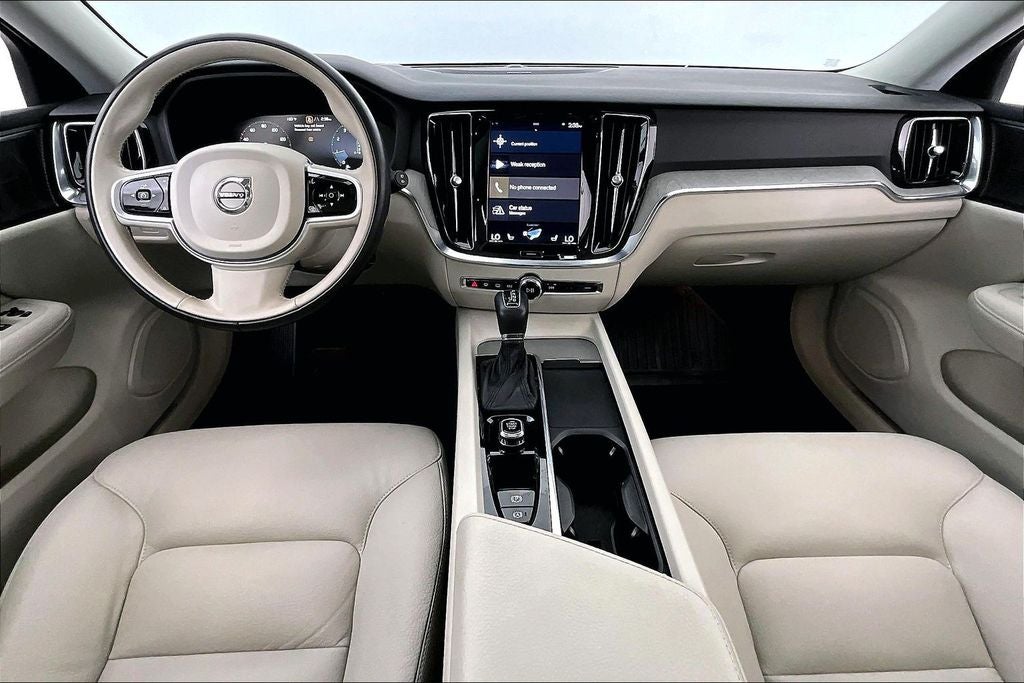2022 Volvo V60 Cross Country T5