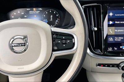 2022 Volvo V60 Cross Country T5
