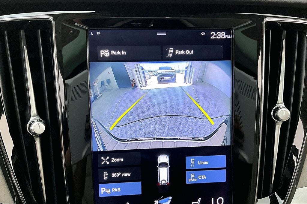 2022 Volvo V60 Cross Country T5