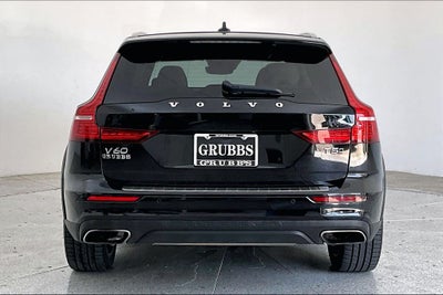 2022 Volvo V60 Cross Country T5