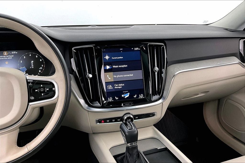 2022 Volvo V60 Cross Country T5