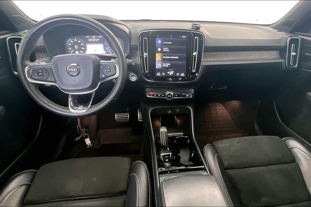 2020 Volvo XC40 R-Design