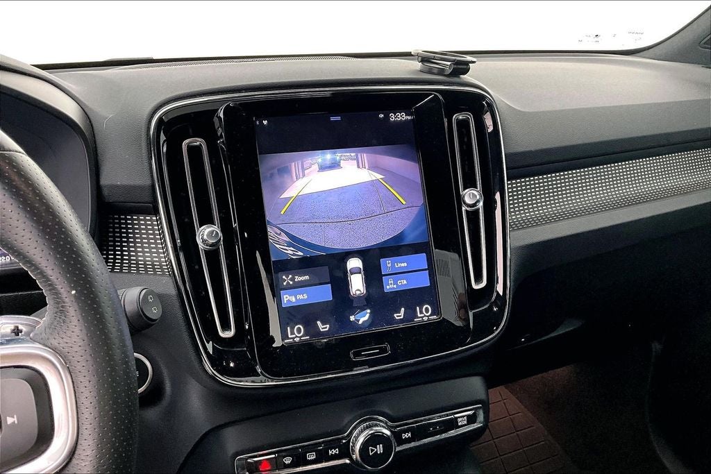 2020 Volvo XC40 R-Design