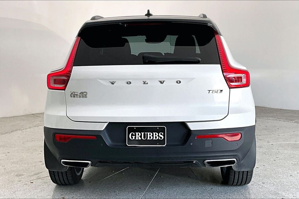 2020 Volvo XC40 R-Design