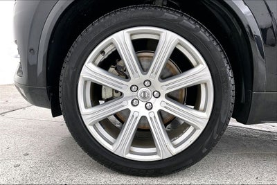 2019 Volvo XC90 T6 Momentum