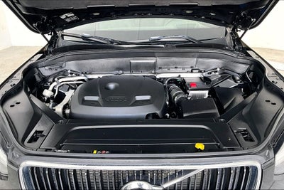 2019 Volvo XC90 T6 Momentum
