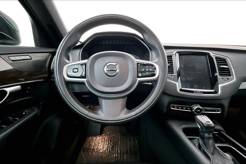 2019 Volvo XC90 T6 Momentum