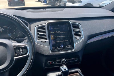 2019 Volvo XC90 T6 Momentum