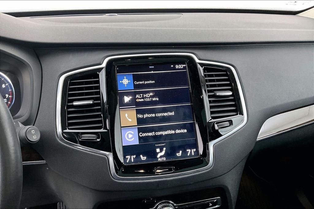 2018 Volvo XC90 T6 Momentum