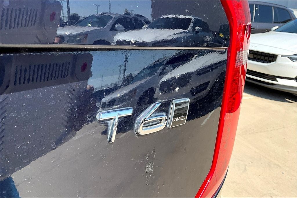 2016 Volvo XC90 T6 Momentum