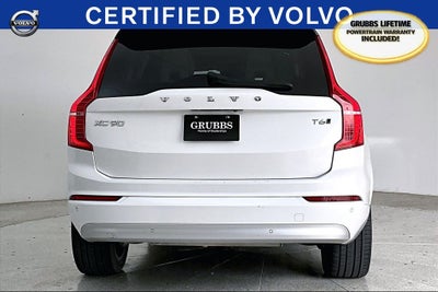 2022 Volvo XC90 T6 Momentum