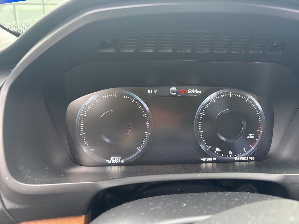 2021 Volvo XC90 T6 Momentum