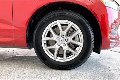 2021 Volvo XC60 T6 Momentum
