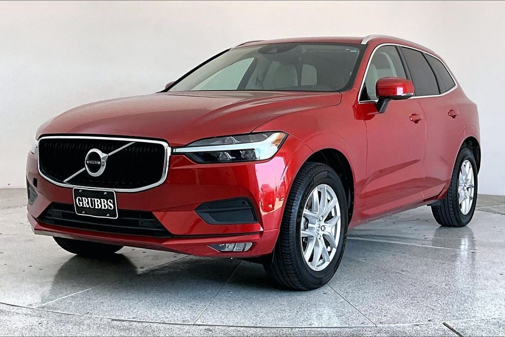 2021 Volvo XC60 T6 Momentum