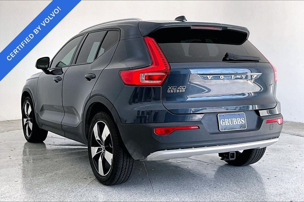 2021 Volvo XC40 Momentum