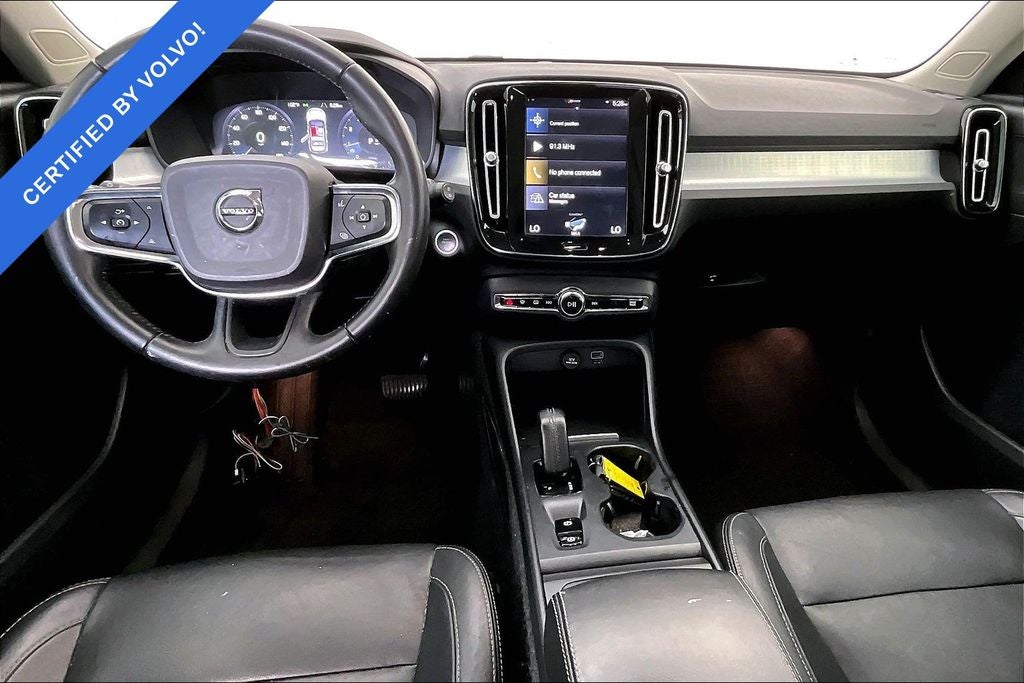 2021 Volvo XC40 Momentum