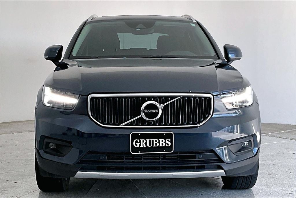 2021 Volvo XC40 Momentum