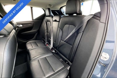2021 Volvo XC40 Momentum