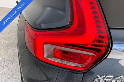 2021 Volvo XC40 Momentum