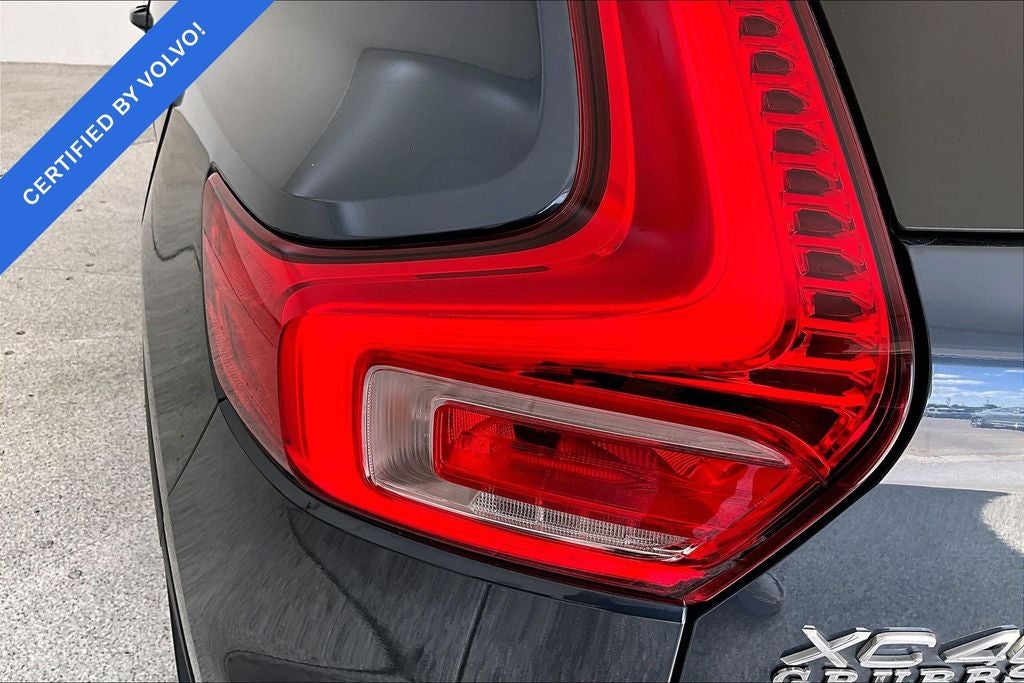 2021 Volvo XC40 Momentum