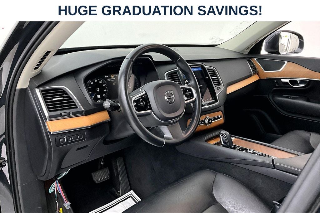 2021 Volvo XC90 Recharge Plug-In Hybrid T8 Inscription Expression 7 Passenger