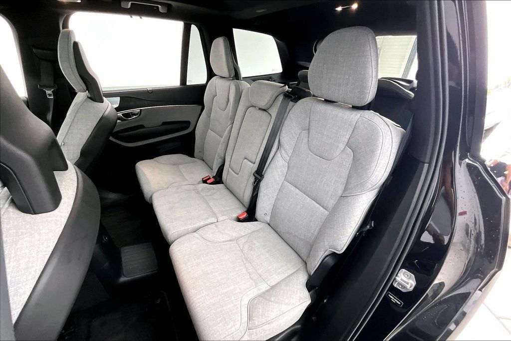 2021 Volvo XC90 Recharge Plug-In Hybrid T8 Inscription 7 Passenger