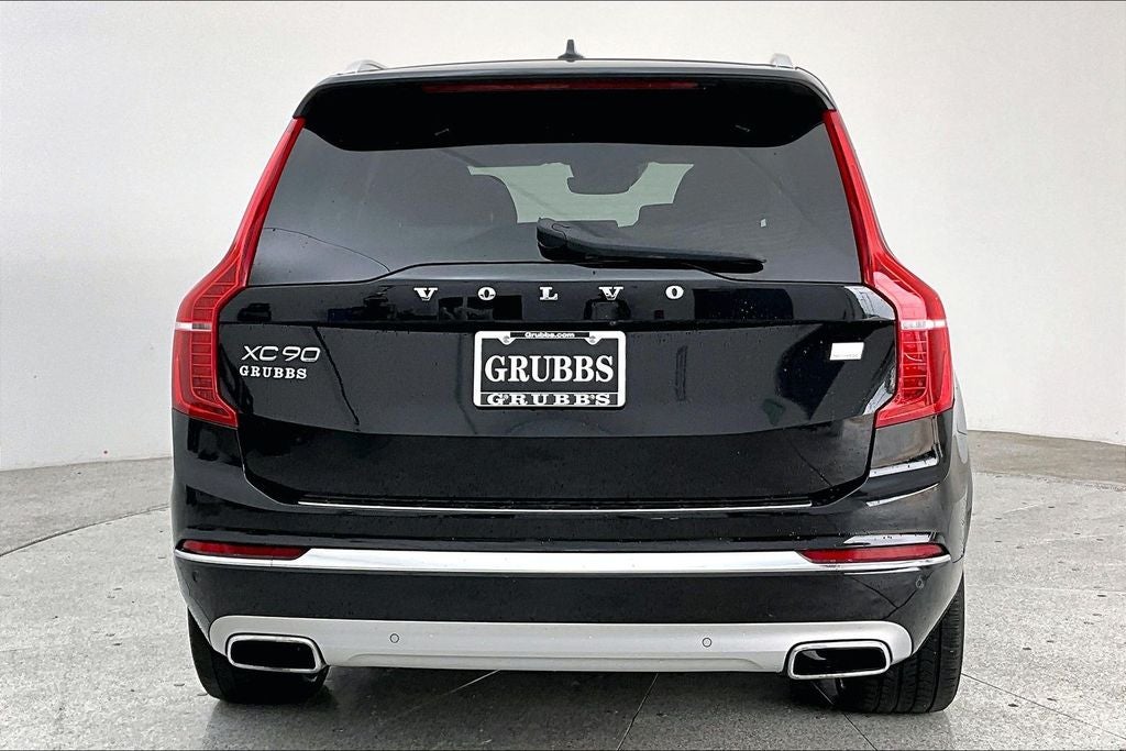 2021 Volvo XC90 Recharge Plug-In Hybrid T8 Inscription 7 Passenger