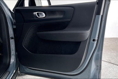 2023 Volvo C40 Recharge Pure Electric Twin Plus