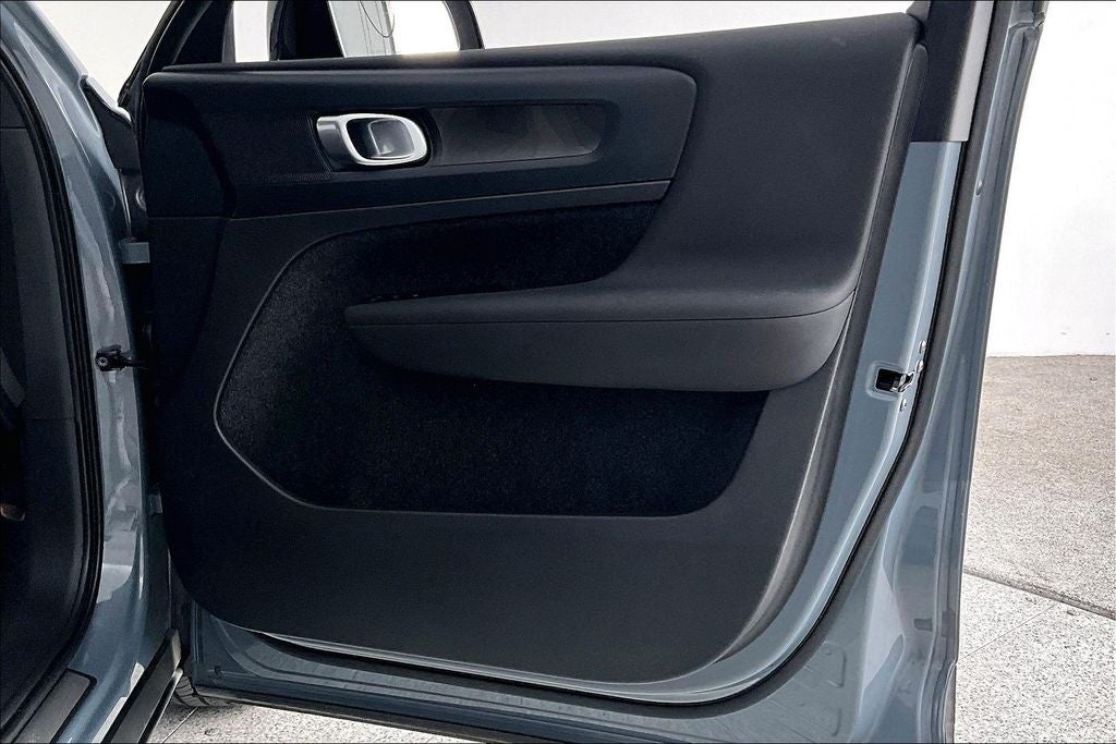 2023 Volvo C40 Recharge Pure Electric Twin Plus