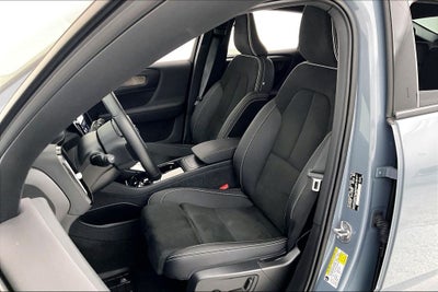 2023 Volvo C40 Recharge Pure Electric Twin Plus