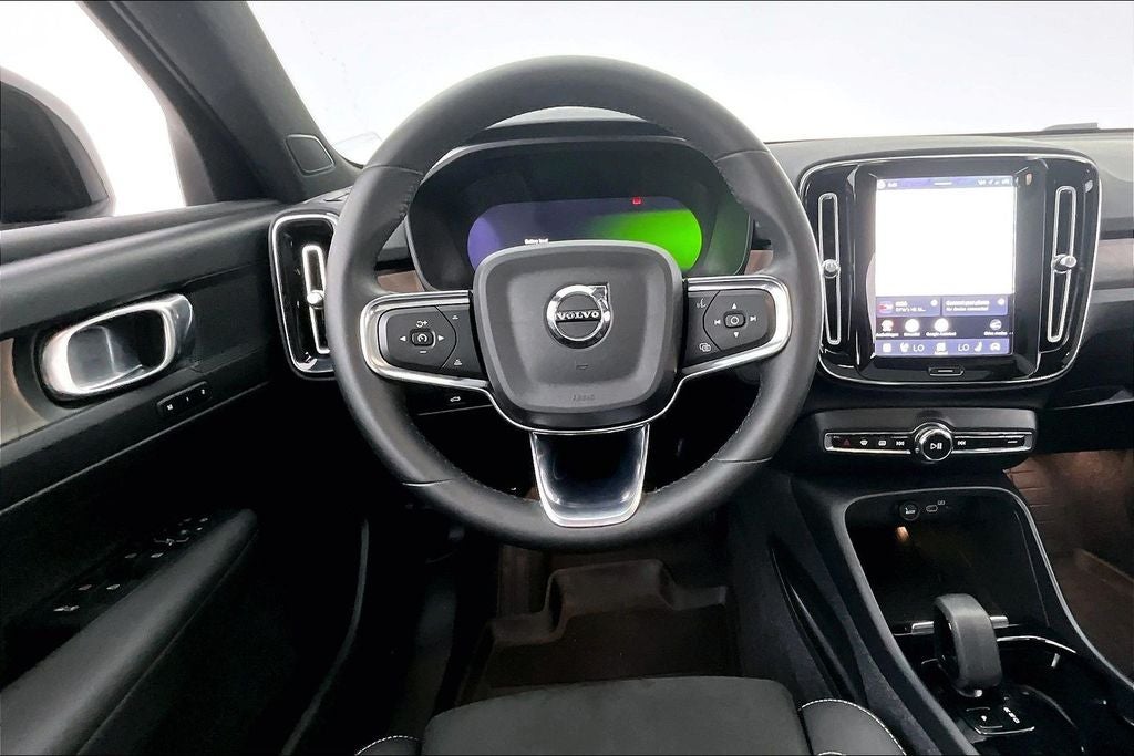 2023 Volvo C40 Recharge Pure Electric Twin Plus
