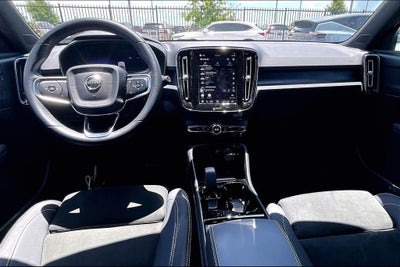 2023 Volvo XC40 Recharge Pure Electric Twin Plus