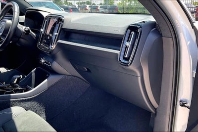 2023 Volvo XC40 Recharge Pure Electric Twin Plus