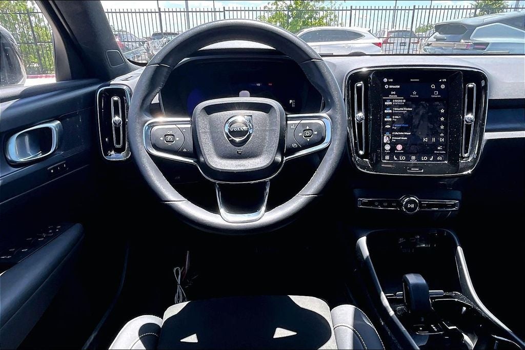 2023 Volvo XC40 Recharge Pure Electric Twin Plus