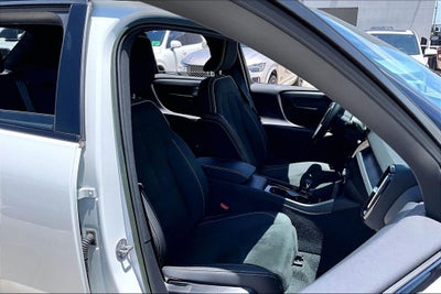 2023 Volvo XC40 Recharge Pure Electric Twin Plus