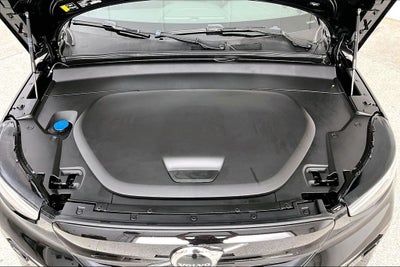 2023 Volvo XC40 Recharge Pure Electric Twin Plus