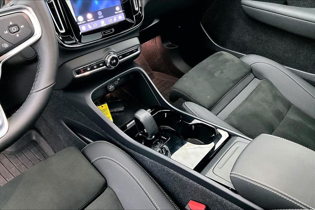 2023 Volvo XC40 Recharge Pure Electric Twin Plus
