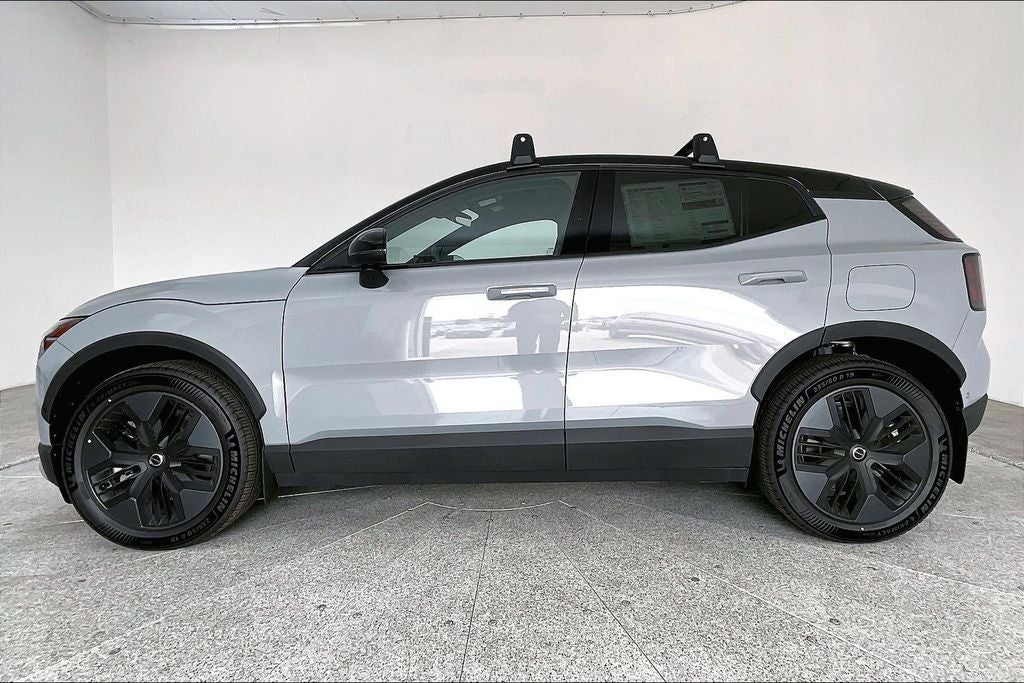 2026 Volvo EX30 Twin Motor Cross Country Ultra