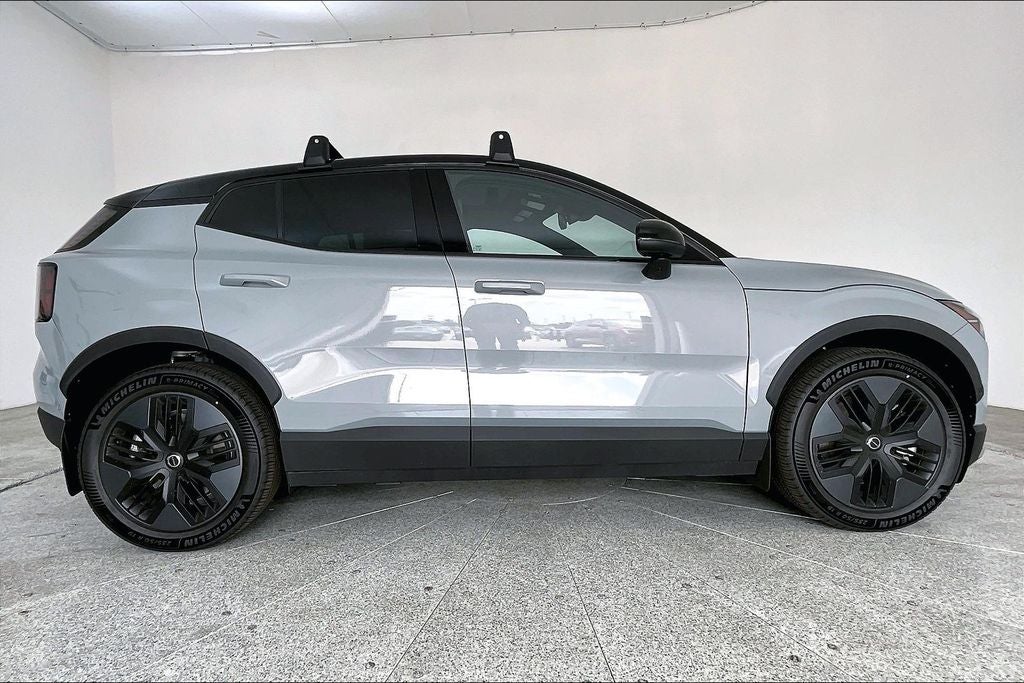 2026 Volvo EX30 Twin Motor Cross Country Ultra